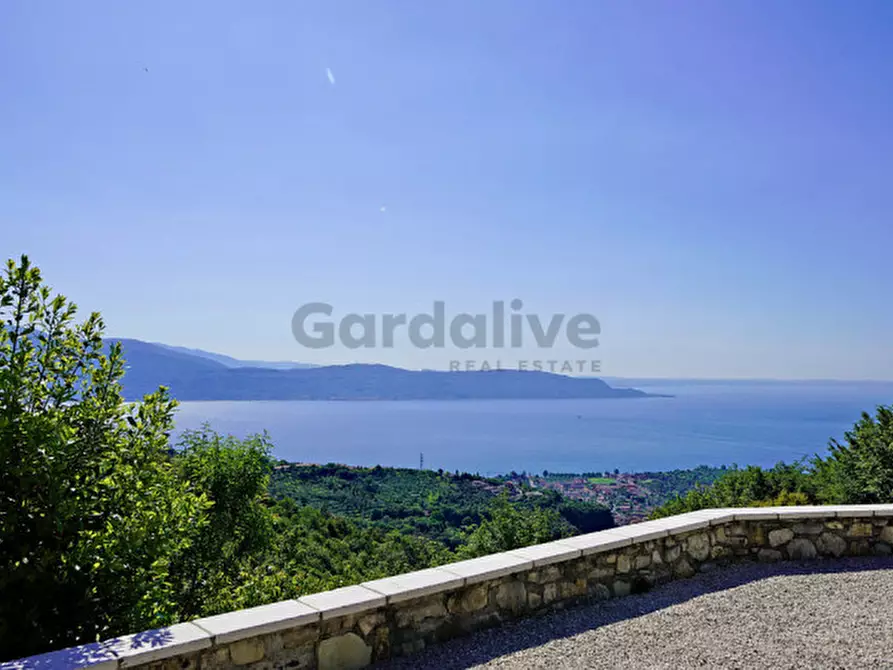 Immagine 5 di Villa in vendita  in Via Sanico a Toscolano-Maderno