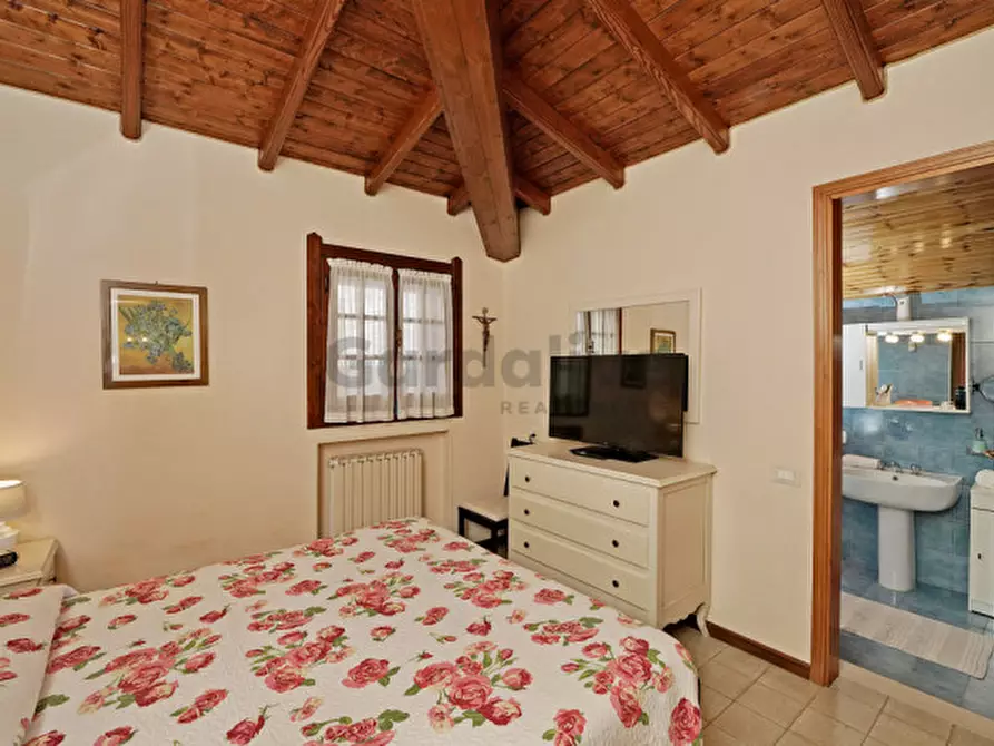 Immagine 21 di Villa in vendita  in Via Sanico a Toscolano-Maderno