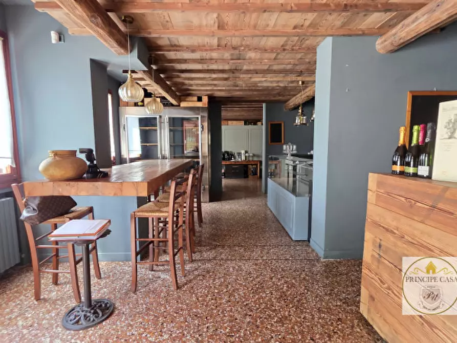 Immagine 4 di Attività commerciale in vendita  in Via Padana inferiore a Este