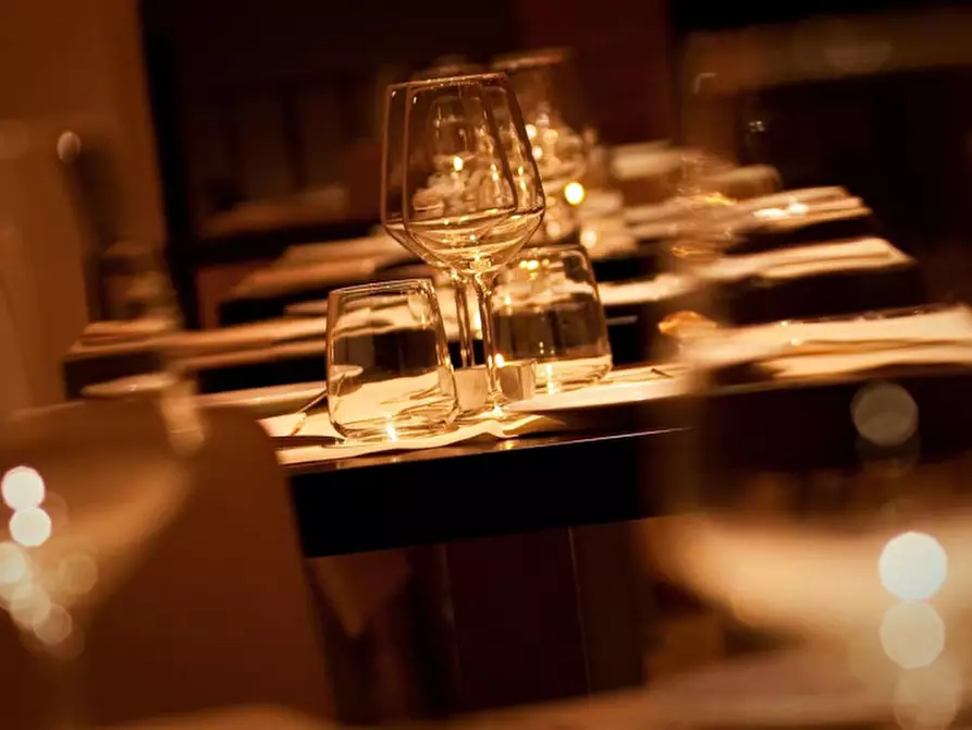 Immagine 1 di Attività commerciale in affitto  in Via Padana inferiore a Este