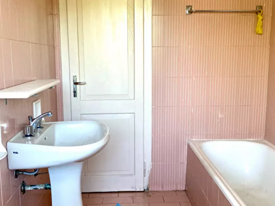 Immagine 9 di Villa in vendita  in VIA ALTINO a Treviso