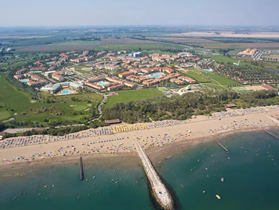 Immagine 16 di Villa in vendita  in Viale dei Cigni a Caorle