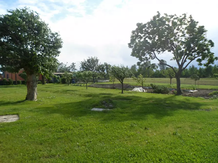 Immagine 14 di Terreno in vendita  in via lago maggiore a Vicenza