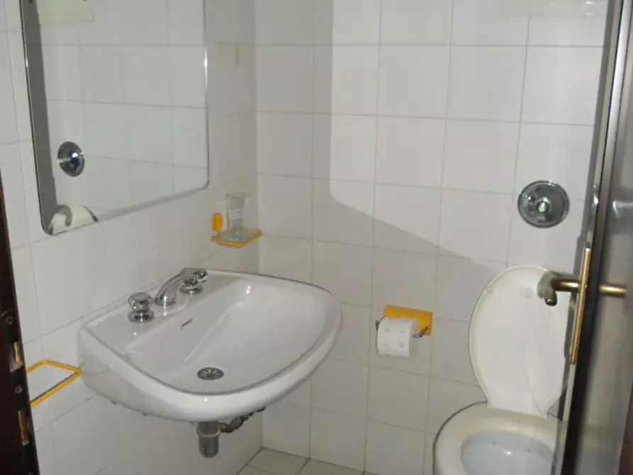 Immagine 27 di Ufficio in vendita  in via Matteotti a Padova