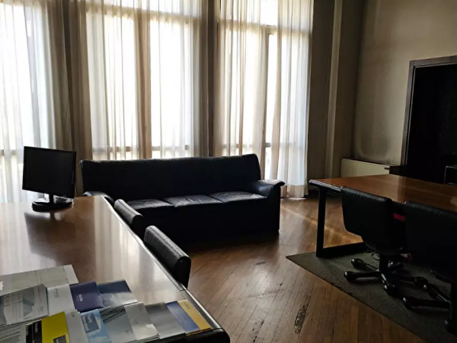Immagine 49 di Ufficio in vendita  in via Matteotti a Padova