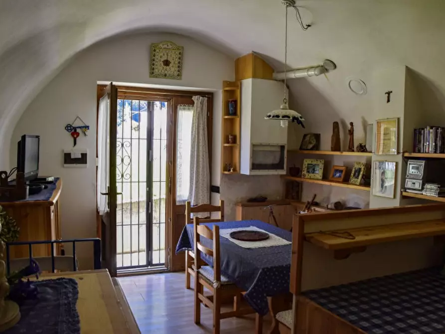 Immagine 2 di Appartamento in vendita  in località Tassè a Rabbi