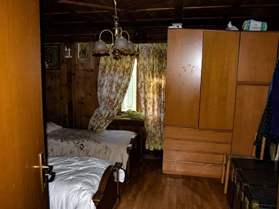 Immagine 4 di Casa indipendente in vendita  in frazione Piazzola a Rabbi