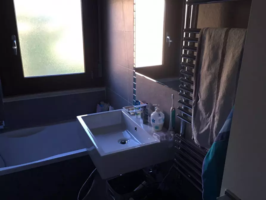 Immagine 6 di Appartamento in vendita  in VIA CASAL MORENA a Roma