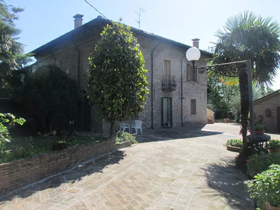 Immagine 1 di Casa indipendente in vendita  a Cesena