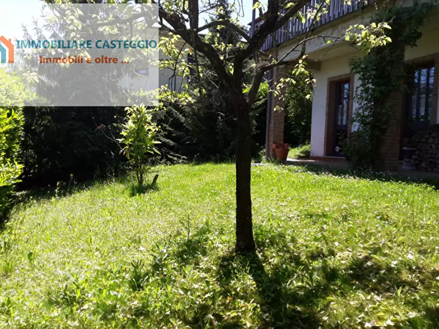 Immagine 4 di Villa in vendita  in Ruino Passo Carmine a Colli Verdi