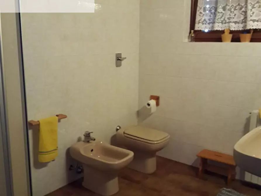 Immagine 18 di Villa in vendita  in Ruino Passo Carmine a Colli Verdi