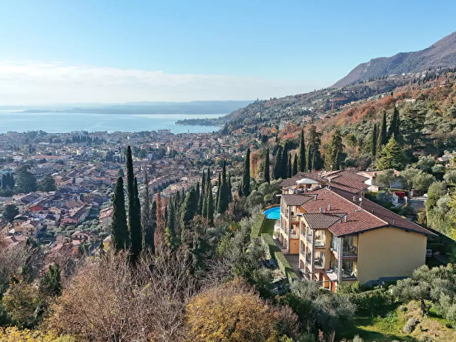 Immagine 2 di Appartamento in vendita  in Via Pulciano Gaino a Toscolano-Maderno