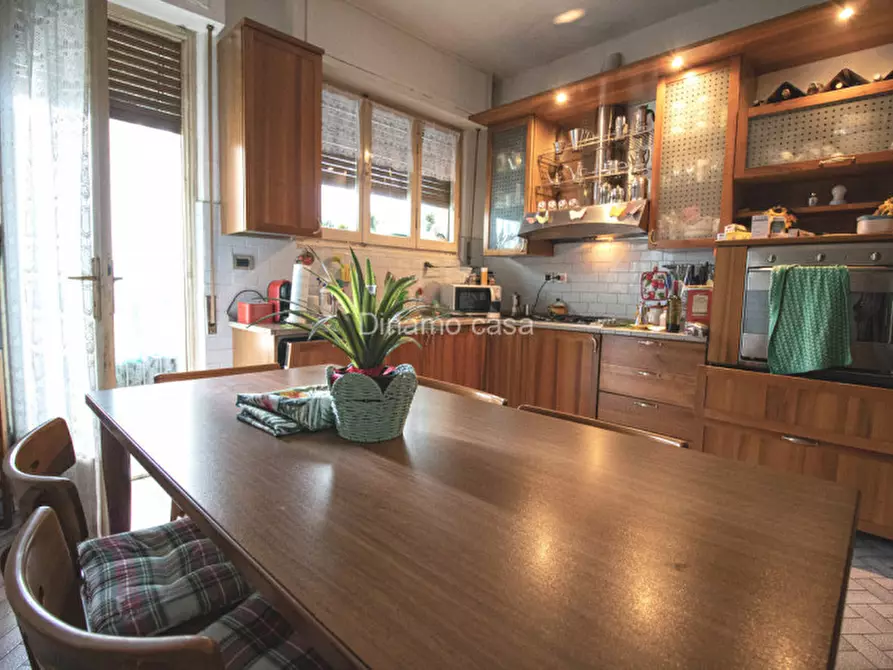 Immagine 1 di Appartamento in vendita  in Via Roma a Prato