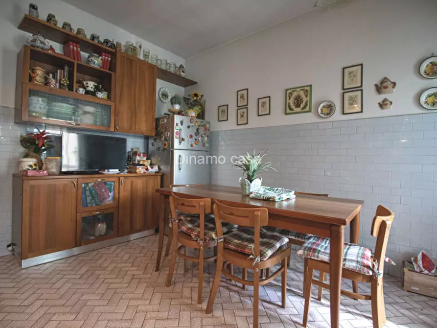 Immagine 11 di Appartamento in vendita  in Via Roma a Prato