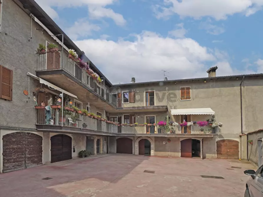 Immagine 2 di Appartamento in vendita  in Via Raffaello a Toscolano-Maderno