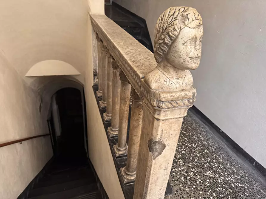 Immagine 1 di Appartamento in vendita  in vico dell'angello a Genova