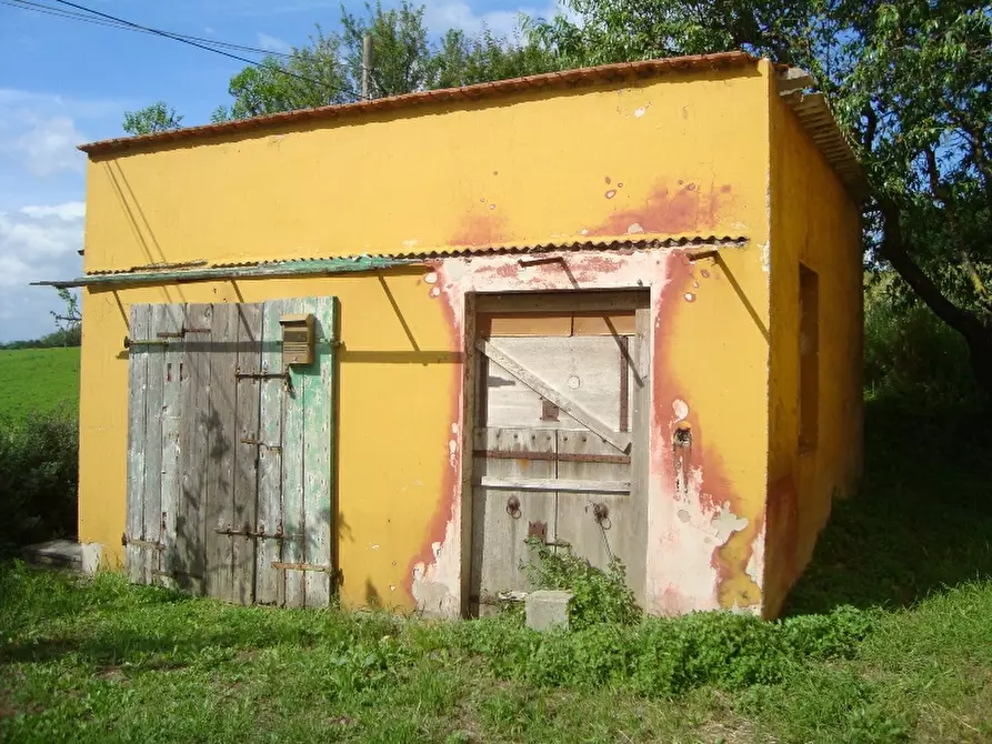 Immagine 20 di Rustico / casale in vendita  a Senigallia