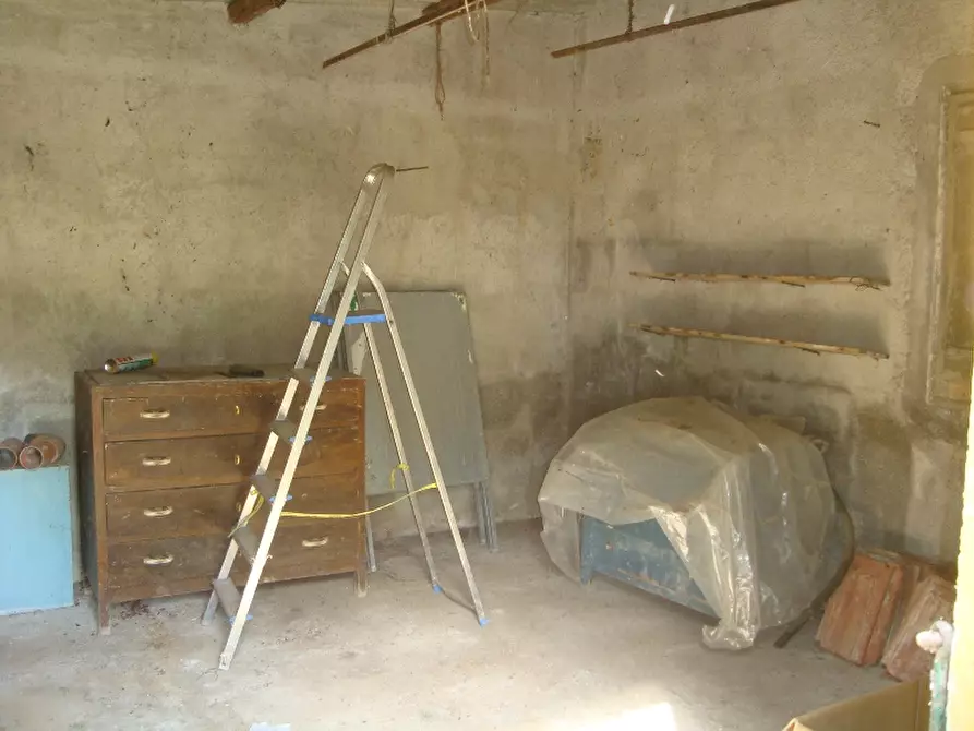 Immagine 23 di Rustico / casale in vendita  a Senigallia