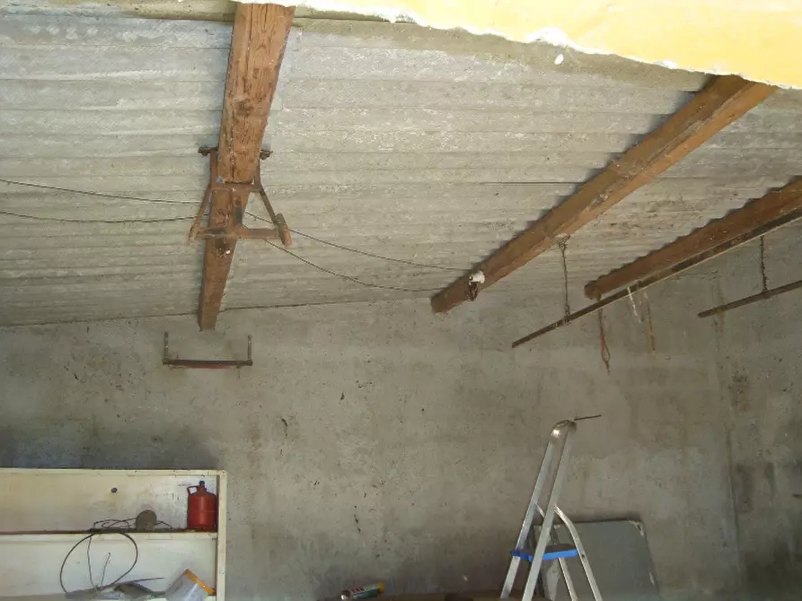 Immagine 24 di Rustico / casale in vendita  a Senigallia