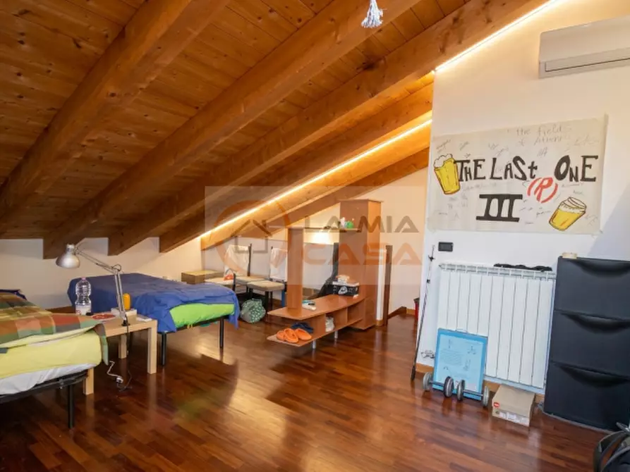 Immagine 1 di Camera in affitto  in via giacomello 11 a Legnaro