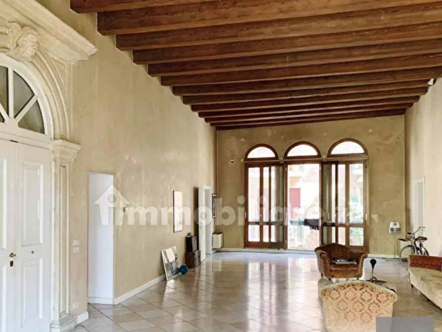 Immagine 2 di Appartamento in vendita  in santa lucia a Padova