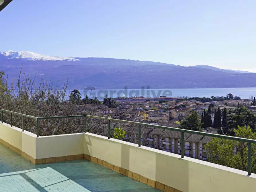 Immagine 4 di Villa in vendita  in Via Sant'Ambrogio 6 a Toscolano-Maderno