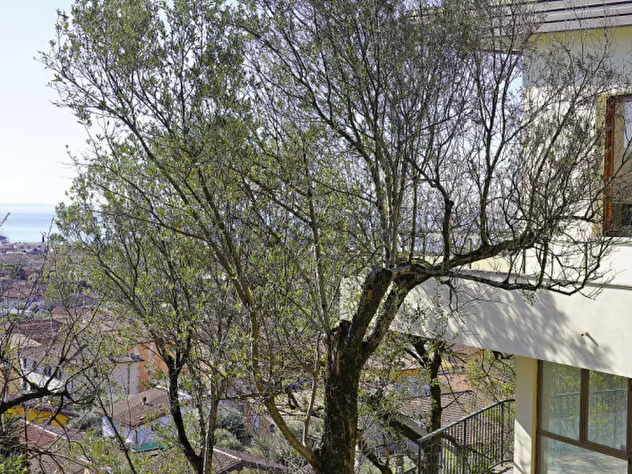 Immagine 9 di Villa in vendita  in Via Sant'Ambrogio 6 a Toscolano-Maderno