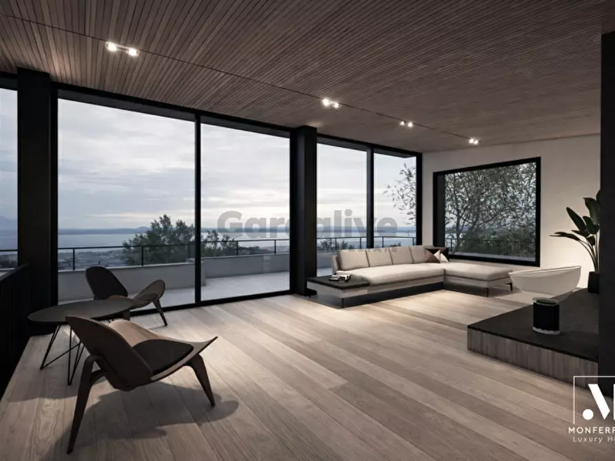 Immagine 10 di Villa in vendita  in Via Sant'Ambrogio 6 a Toscolano-Maderno