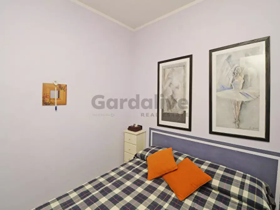 Immagine 27 di Appartamento in vendita  in Via Caldera a Toscolano-Maderno