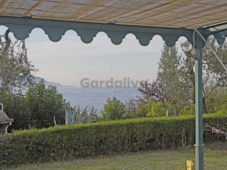 Immagine 13 di Appartamento in vendita  in Via Statale Toscolano 197 a Toscolano-Maderno