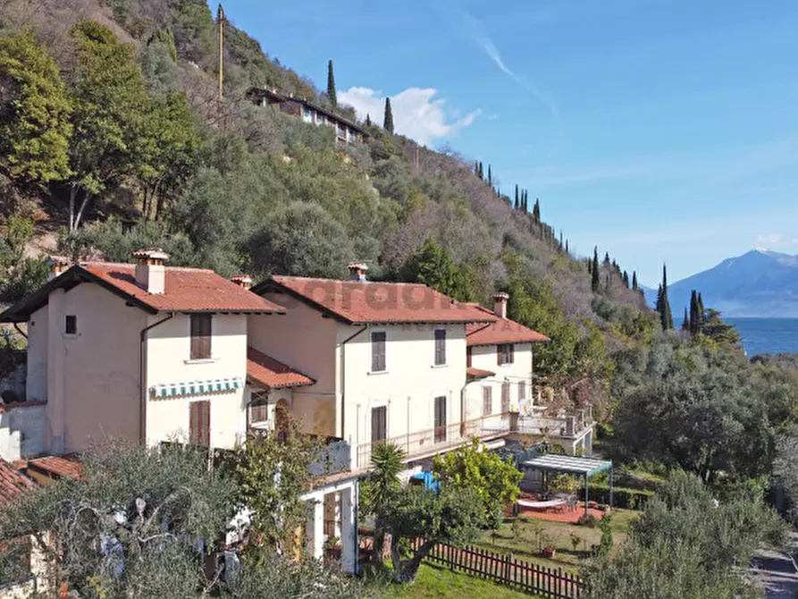 Immagine 16 di Appartamento in vendita  in Via Statale Toscolano 197 a Toscolano-Maderno