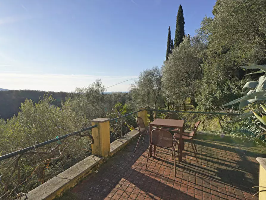 Immagine 5 di Villa in vendita  in Via Mornaga a Toscolano-Maderno