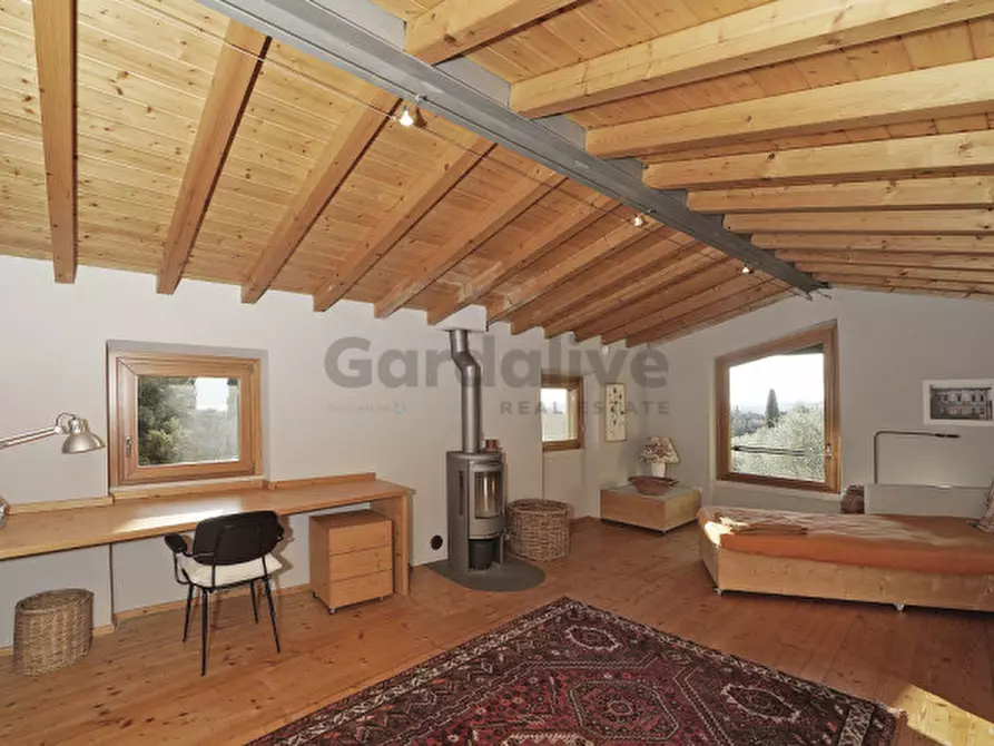 Immagine 7 di Villa in vendita  in Via Mornaga a Toscolano-Maderno