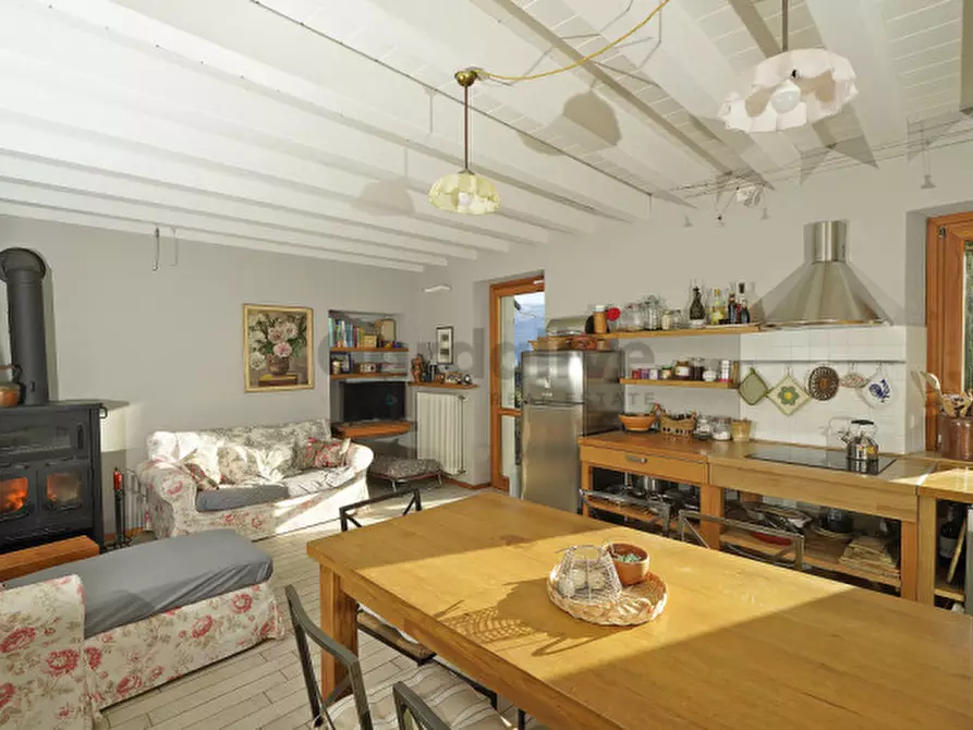 Immagine 9 di Villa in vendita  in Via Mornaga a Toscolano-Maderno