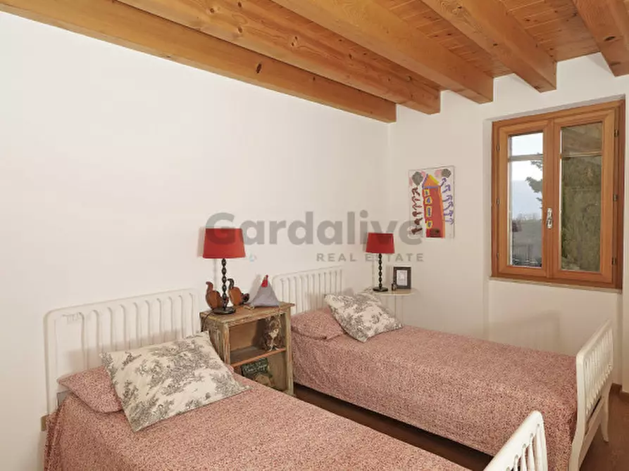 Immagine 12 di Villa in vendita  in Via Mornaga a Toscolano-Maderno