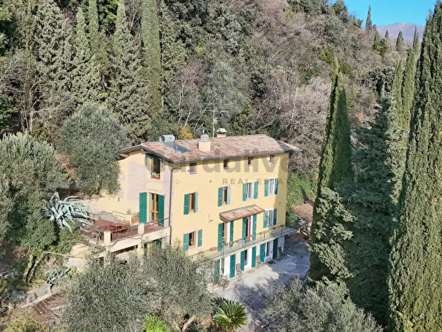 Immagine 24 di Villa in vendita  in Via Mornaga a Toscolano-Maderno