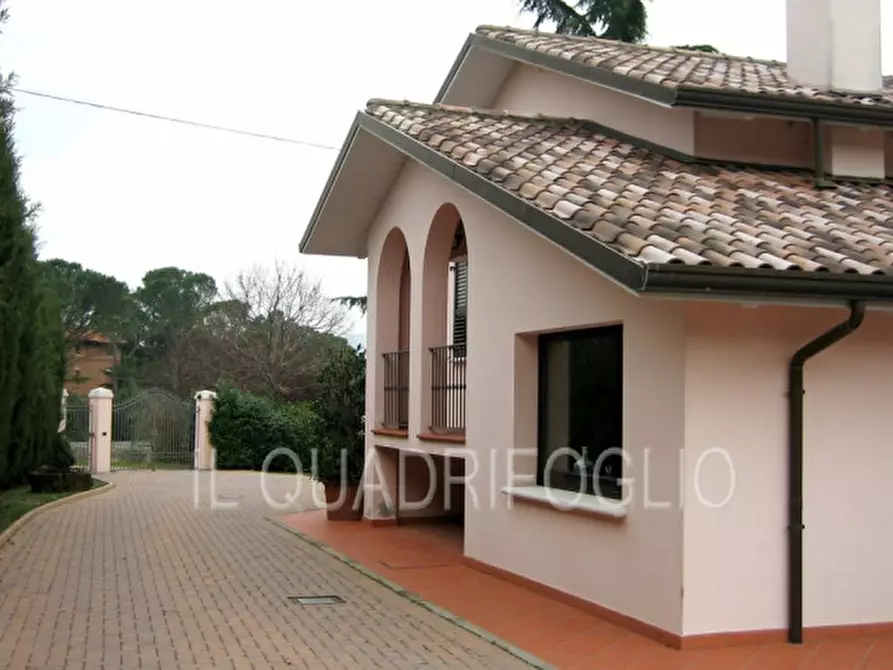 Immagine 4 di Villa in vendita  a Cesena