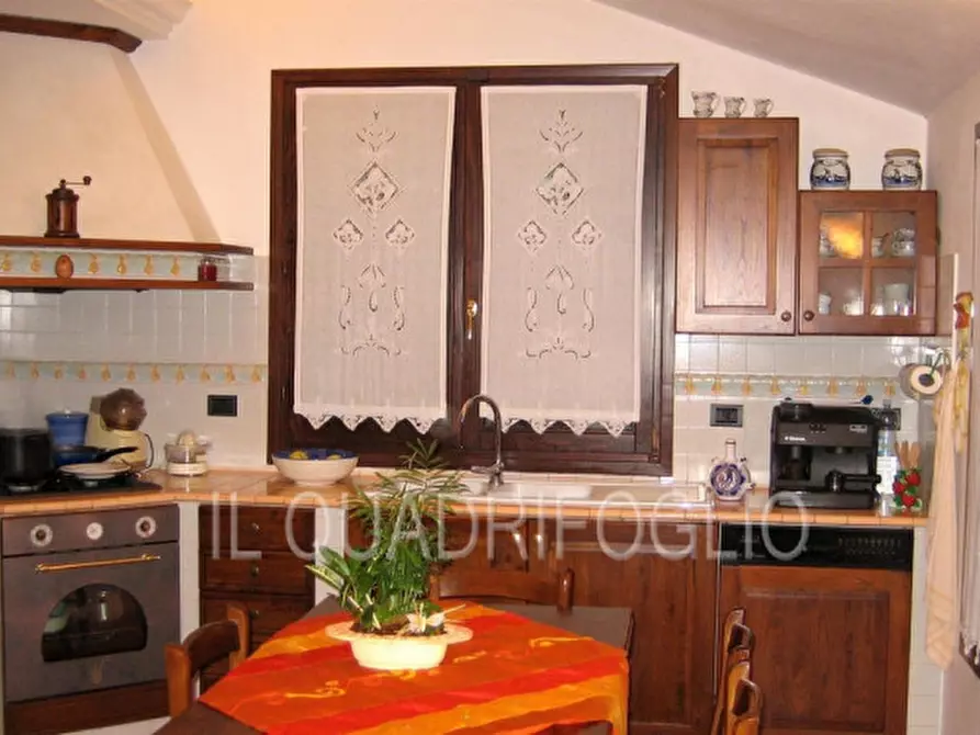 Immagine 15 di Villa in vendita  a Cesena