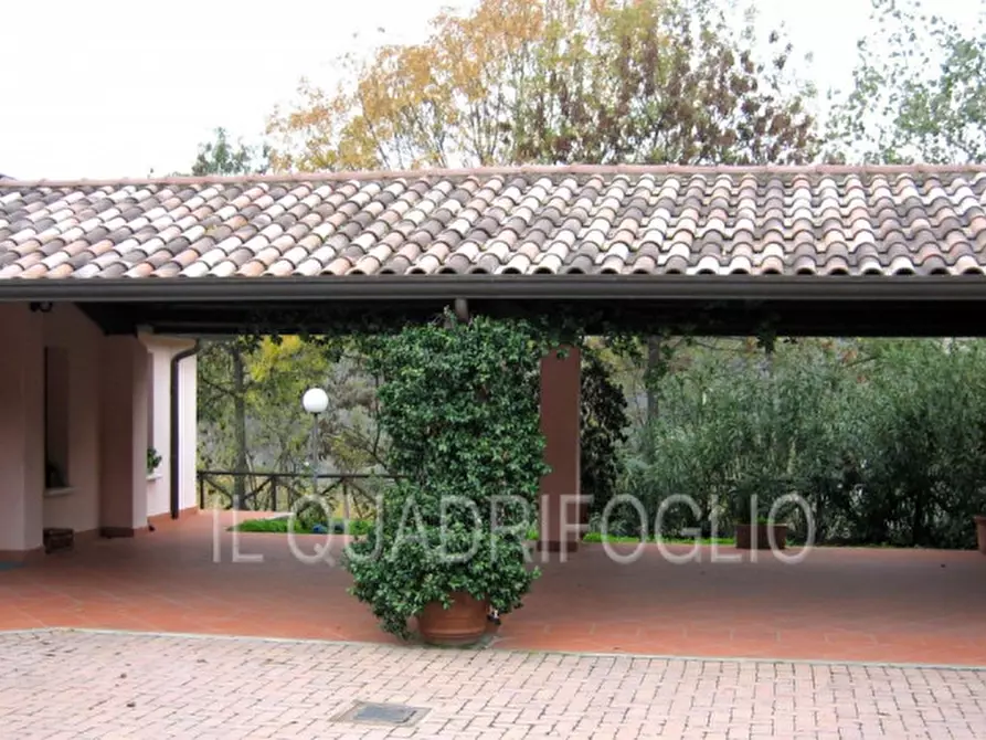 Immagine 18 di Villa in vendita  a Cesena