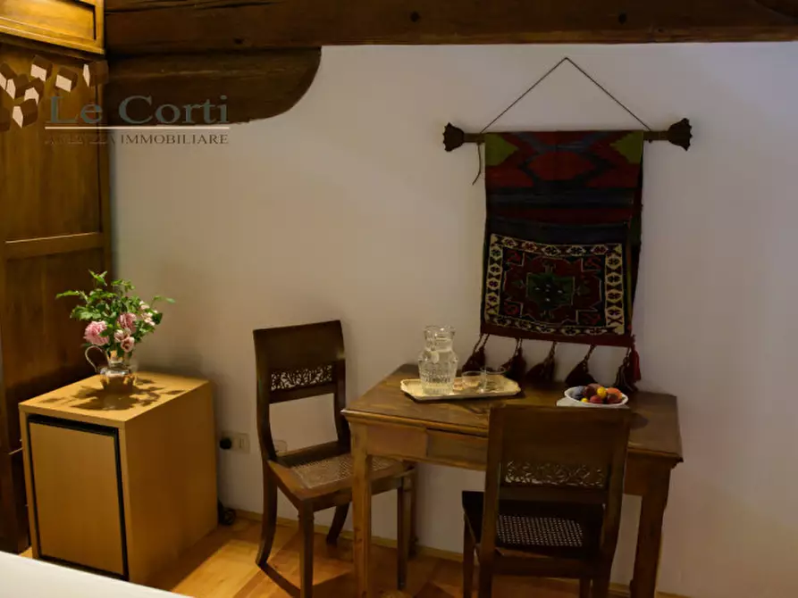 Immagine 17 di Palazzo in vendita  a Gambellara