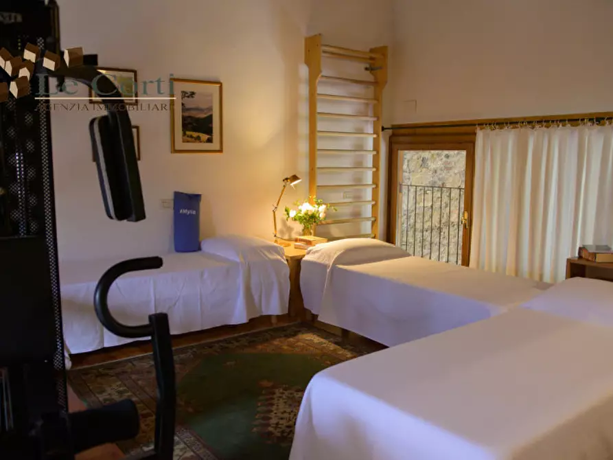 Immagine 18 di Palazzo in vendita  a Gambellara