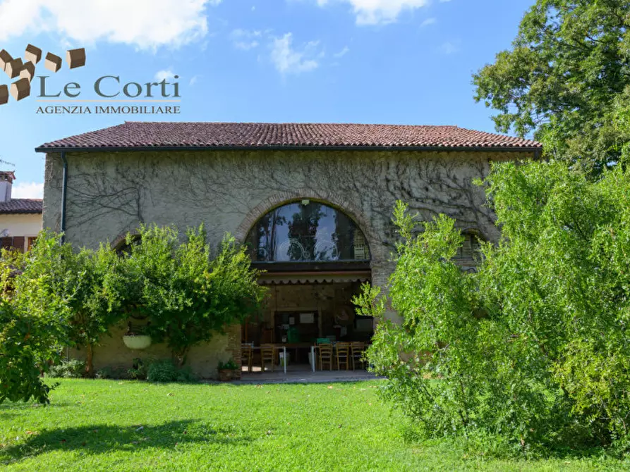 Immagine 22 di Palazzo in vendita  a Gambellara