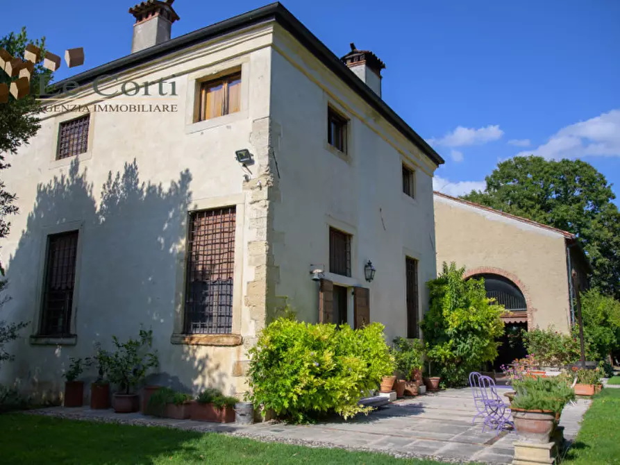 Immagine 23 di Palazzo in vendita  a Gambellara