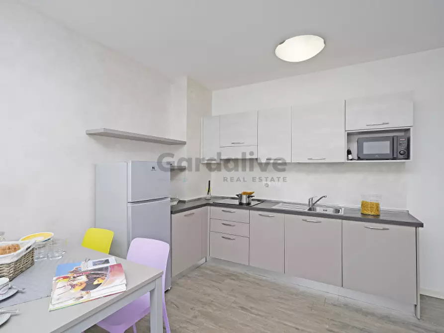Immagine 8 di Appartamento in vendita  in Viale Ugo Foscolo 134 a Toscolano-Maderno