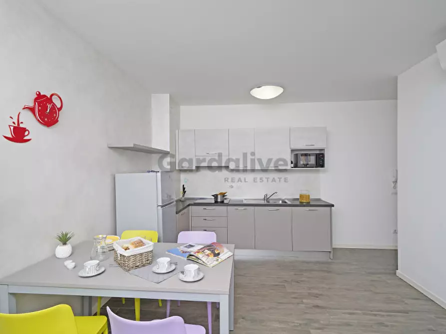 Immagine 10 di Appartamento in vendita  in Viale Ugo Foscolo 134 a Toscolano-Maderno