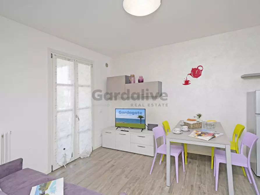 Immagine 11 di Appartamento in vendita  in Viale Ugo Foscolo 134 a Toscolano-Maderno