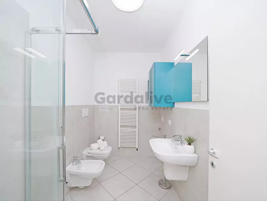 Immagine 16 di Appartamento in vendita  in Viale Ugo Foscolo 134 a Toscolano-Maderno