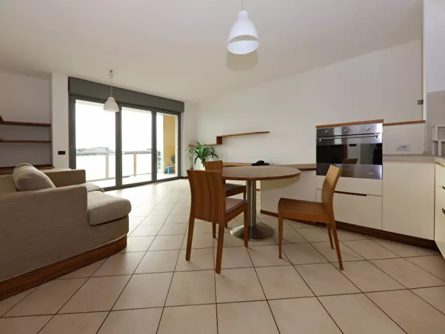 Immagine 2 di Appartamento in affitto  in piazza 25 Aprile 8 a Seregno