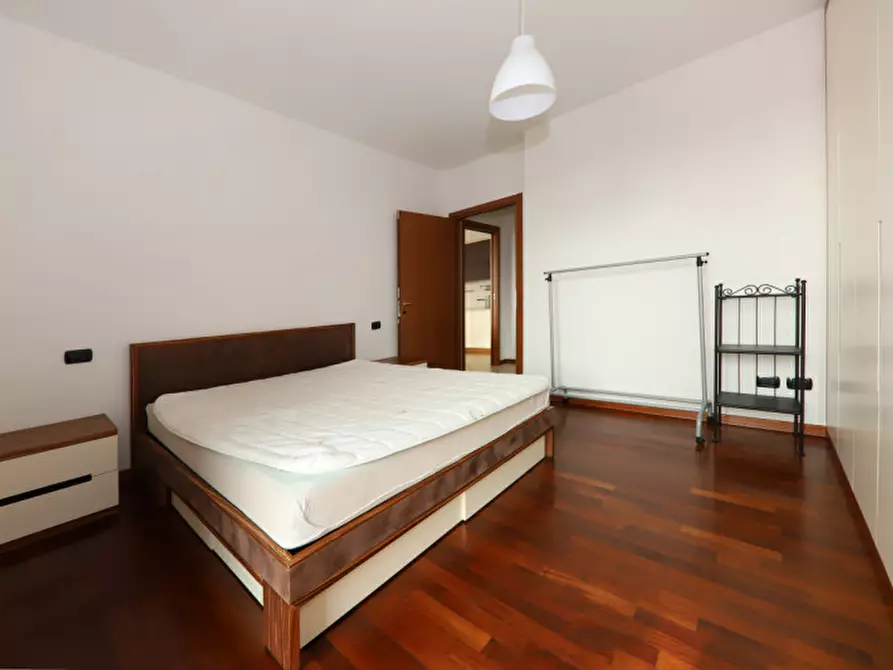 Immagine 10 di Appartamento in affitto  in piazza 25 Aprile 8 a Seregno