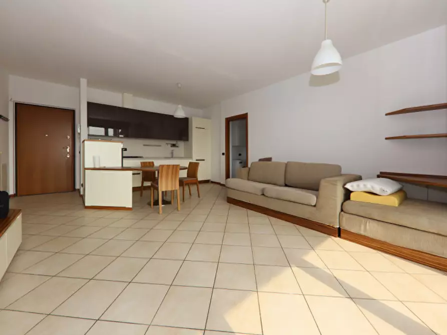 Immagine 19 di Appartamento in affitto  in piazza 25 Aprile 8 a Seregno